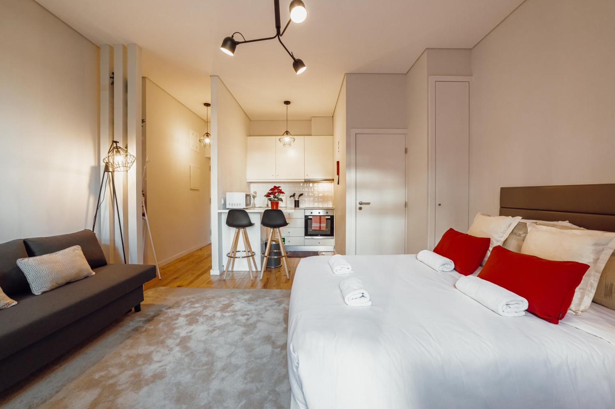 Luminous In The Heart Of Apartamento Porto